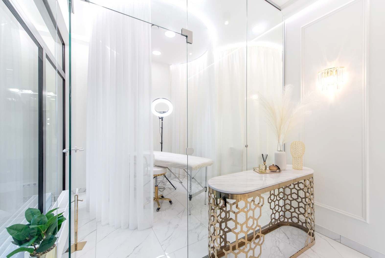 LOOP Clinical Aesthetics Care
